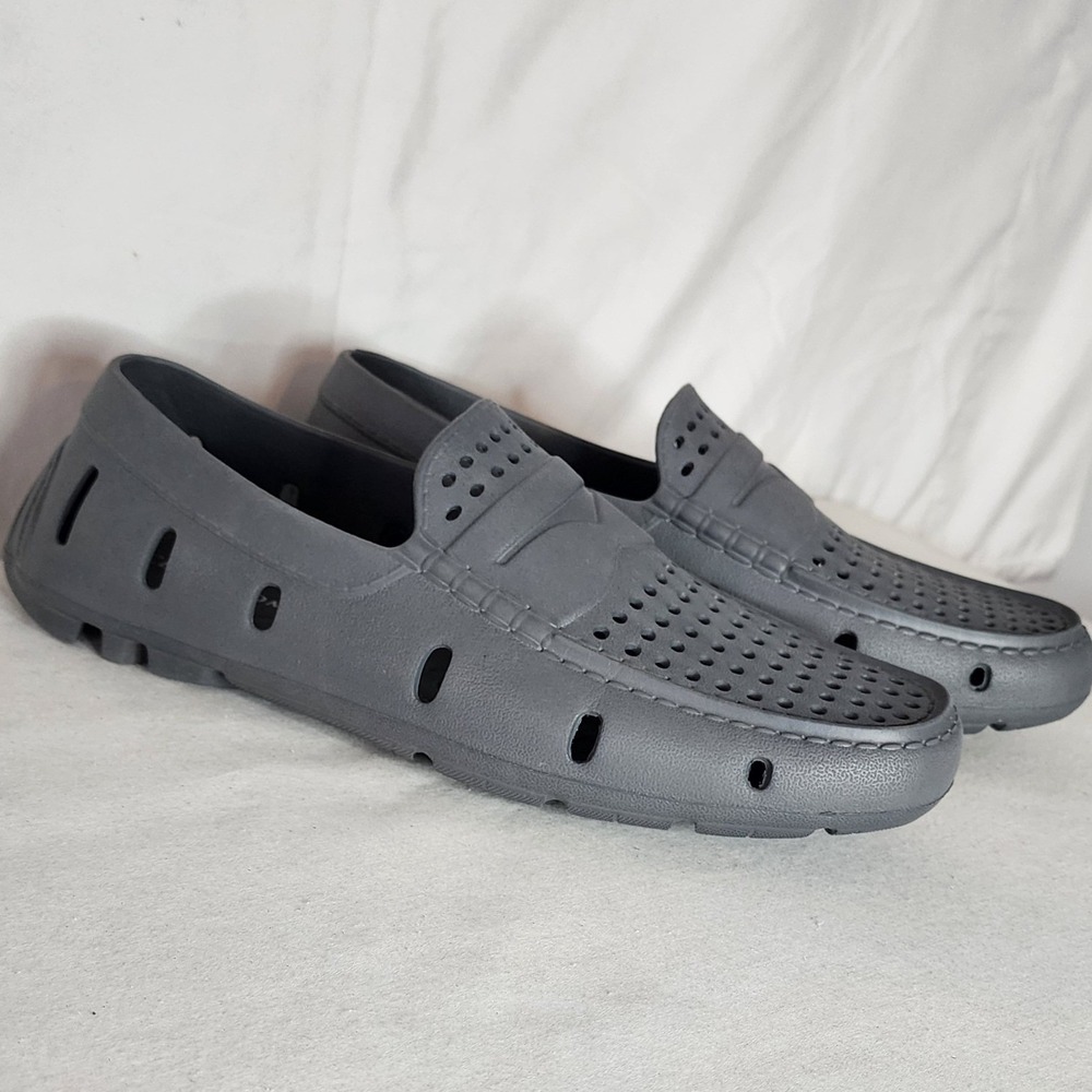 Club Room Mens Gray Perforated EVA Penny Loafers Water Shoes Size 8